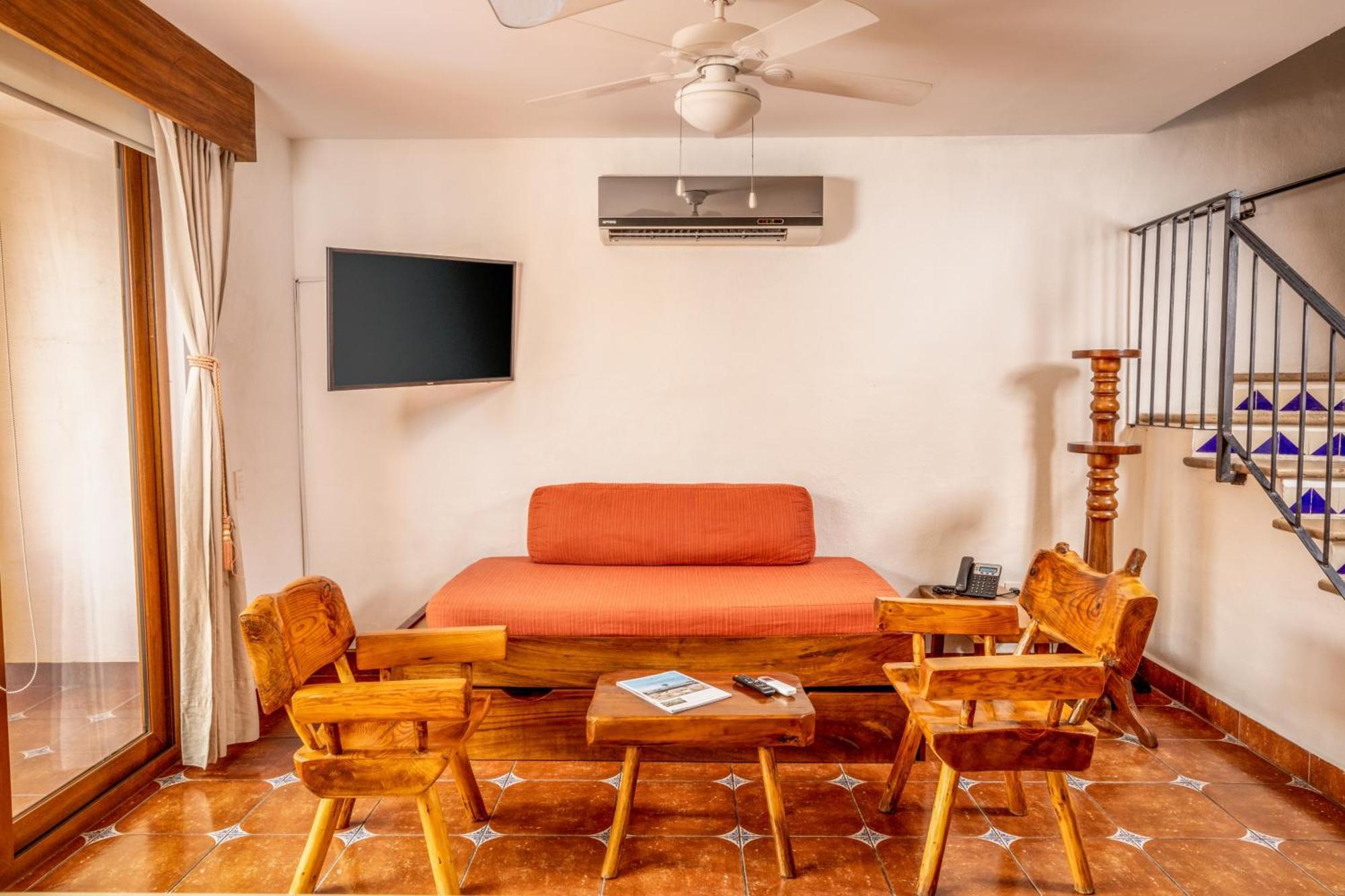 Отель Casa Loteria -Pueblito Sayulita- Colorful, Family And Relax Experience With Private Parking And Pool Экстерьер фото